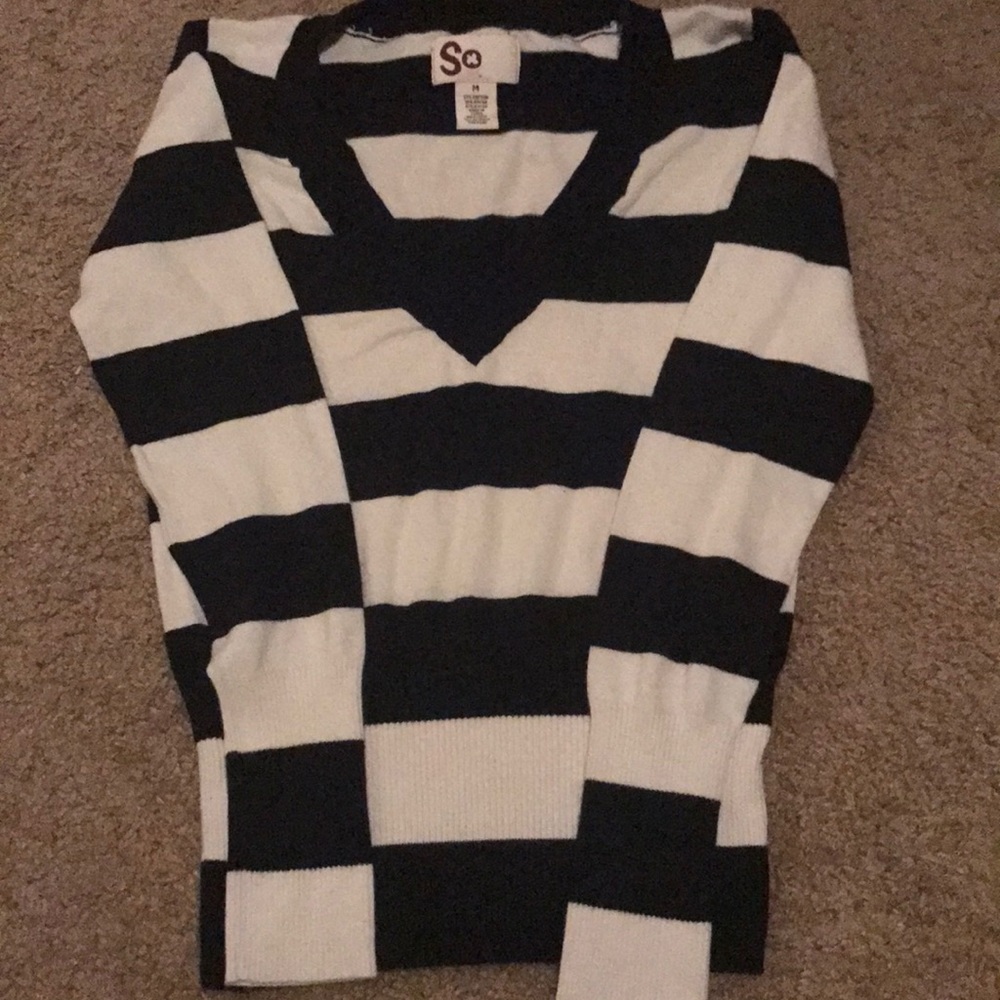 New So Juniors Striped Lightweight Sweater